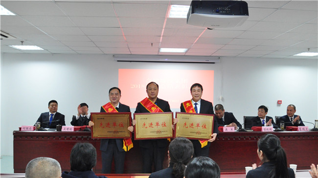 尊时凯龙·(中国区)人生就是搏