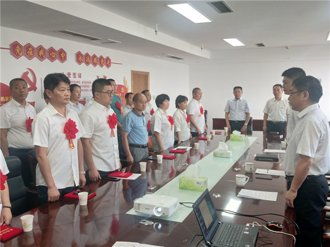 尊时凯龙·(中国区)人生就是搏
