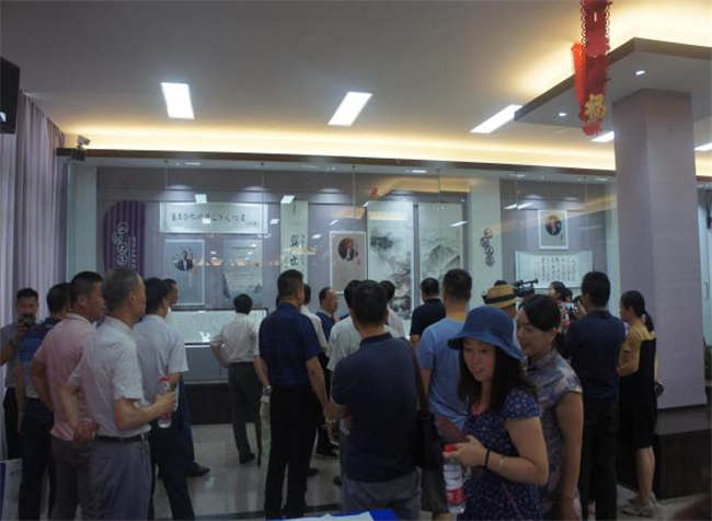 尊时凯龙·(中国区)人生就是搏