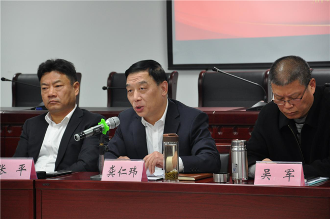 尊时凯龙·(中国区)人生就是搏