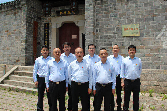 尊时凯龙·(中国区)人生就是搏