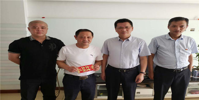 尊时凯龙·(中国区)人生就是搏