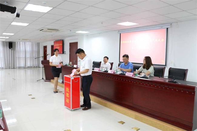 尊时凯龙·(中国区)人生就是搏