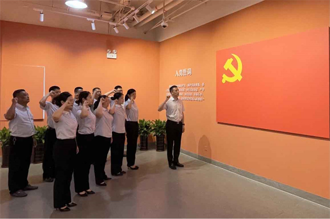 尊时凯龙·(中国区)人生就是搏