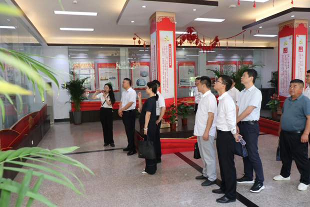 尊时凯龙·(中国区)人生就是搏