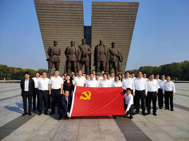 尊时凯龙·(中国区)人生就是搏