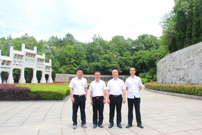 尊时凯龙·(中国区)人生就是搏